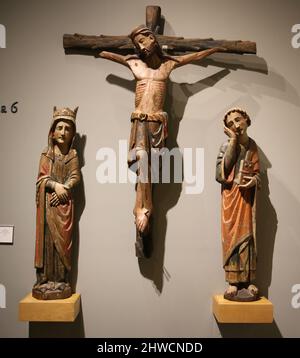 Calvary. Second half of the 13th century. Polychrome carving. Church of San Mamed from Tebongo, Asturies. Mares Museum. Barcelona, Spain.e Stock Photo