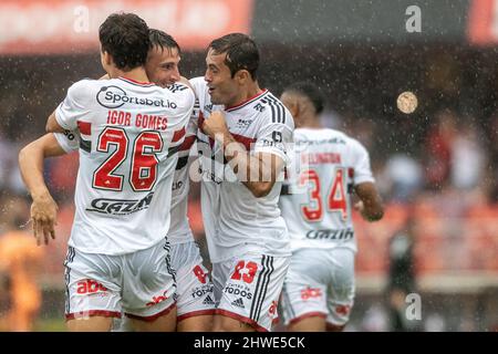 SÃO PAULO, SP - 05.03.2022: SÃO PAULO FC X CORINTHIANS - Tiago Volpi of São  Paulo FC during a match between São Paulo FC x Corinthians valid for the  10th round of