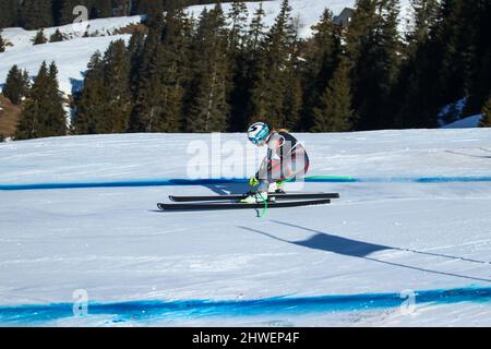 Lenzerheide - Canton Grigioni, Lenzerheide, Italy, March 05, 2022, Ragnhild Mowinckel (NOR)  during  2022 FIS Ski World Cup - Women Super G - alpine ski race Stock Photo