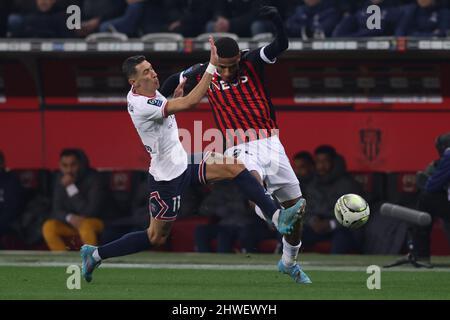 Nice, France, 5th March 2022. Angel Di Maria of PSG clashes with Jean-Clair Todibo of OGC Nice during the Uber Eats Ligue 1 match at Allianz Riviera Stadium, Nice. Picture credit should read: Jonathan Moscrop / Sportimage Credit: Sportimage/Alamy Live News Stock Photo