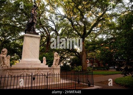 Chippewa Square monument to the founder of Savannah and the colony of Georgia, General James Edward Oglethorpe. Stock Photo