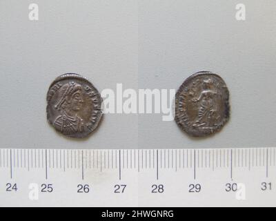 1 Siliqua of Honorius, Flavius, Emperor of Rome from Mediolanum. Ruler: Honorius, Flavius, Emperor of Rome, A.D. 384–423, ruled 393–423 Mint: Mediolanum Artist: Unknown Stock Photo