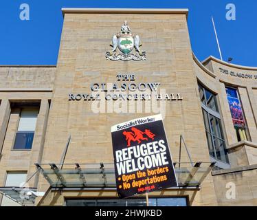 Glasgow, Scotland, UK 6th March, 2022.  Socialist workers out in force at a pro ukraine anti war confused red flags at the concert hall steps on buchanan street with a support refugee flavour Credit Gerard Ferry/Alamy Live News Stock Photo