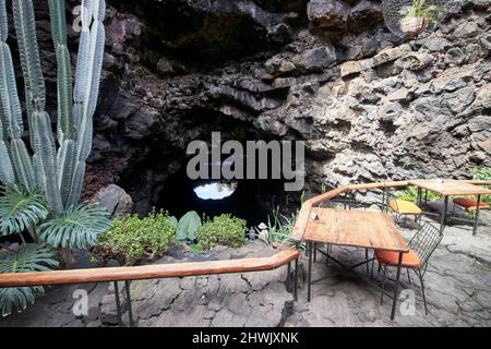 cafe bar in jameo chico looking down into the tidal lake in the volcanic tunnel jameos del agua lanzarote, canary islands, spain Stock Photo