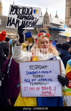 London, UK. 6th Mar, 2022. Ukraine Stop The War Protest. Credit: JOHNNY ARMSTEAD/Alamy Live News Stock Photo