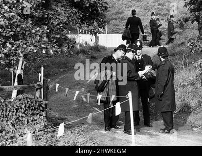 POLICE DNA Geraldine Hughes Stock Photo - Alamy