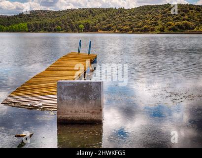 Jetty at one of the Ruidera lagoons in Ciudad Real, Spain Stock Photo