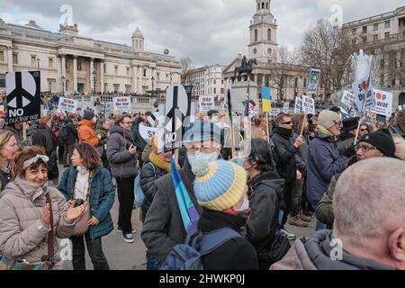 London, UK. 6th Mar 2022. No to War in Ukraine Global Day of Action, organised by the Stop the War coalition, to call for an end to the war in Ukraine, the withdrawal of Russian troops and opposing NATO escalation. Credit: Chiara Fabbro/Alamy Live News Stock Photo