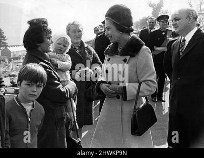 Queen Elizabeth II visits Aberfan and meets Mrs Winnie Mumford, who lost two sons in the tragedy. 9th March 1973. Stock Photo