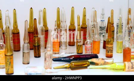 Vintage old Vials Medicine display between 1940 and 1960s Stock Photo