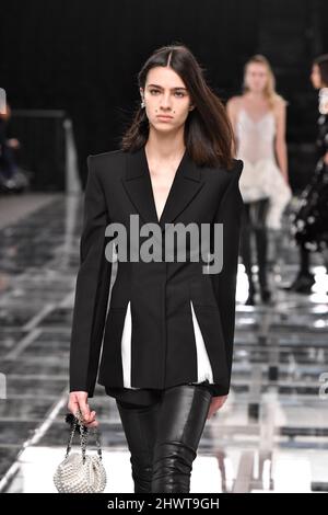 Paris, France. 06th Mar, 2022. A model walks on the runway at the Givenchy fashion show during Fall Winter 2022 Collections Fashion Show at Paris Fashion Week in Paris, France on March 6 2022. (Photo by Jonas Gustavsson/Sipa USA) Credit: Sipa USA/Alamy Live News Stock Photo