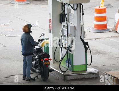 New York, United States. 07th Mar, 2022. The price for a gallon of gasoline surpasses 5 dollars a gallon at a Manhatan gas station in New York City on Monday, March 7, 2022. Since the Russia-Ukraine War the national average price of gasoline has just surpassed $4 a gallon in the U.S. for the first time since 2008. Photo by John Angelillo/UPI Credit: UPI/Alamy Live News Stock Photo