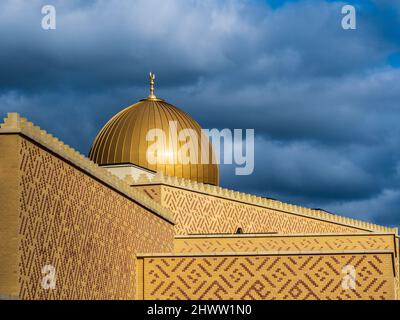 Cambridge Central Mosque, Eco friendly mosque in the city of Cambridge ...