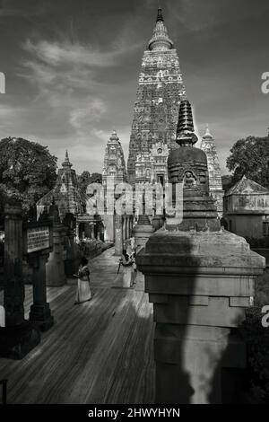 UNesco World Heritage Mahabodhi temple BODHGAYA-BIHAR INDIA Stock Photo