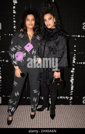 Lisa Diaz and Naomi Diaz attend the Chanel Ready To Wear Fall/Winter