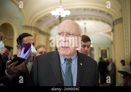 Washington, United States. 08th Mar, 2022. Sen. Patrick Leahy, D-VT, walks through the Ohio Clock corridor at the US Capitol in Washington, DC on Tuesday, March 8, 2022. Photo by Bonnie Cash/UPI Credit: UPI/Alamy Live News Stock Photo