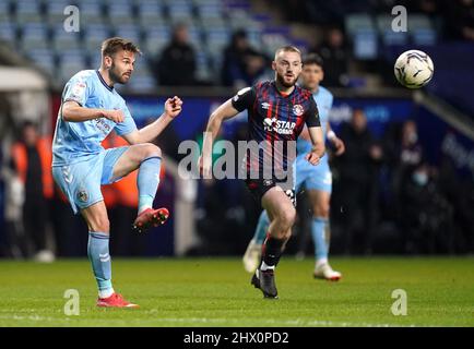 Coventry City's Matt Godden during the Sky Bet Championship match at the Coventry Building Society Arena, Coventry. Picture date: Tuesday March 8, 2022. Stock Photo