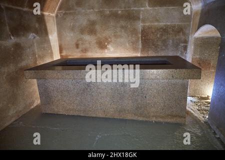 The Precision Granite Sarcophagus at the Pyramid of El Lahun Stock Photo