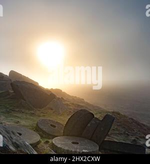 Misty sunrise. Stanage edge, Peak district national park, Derbyshire, england, UK Stock Photo