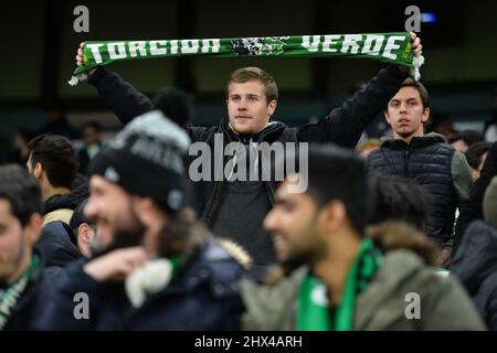 Manchester, UK. 03rd Mar, 2022. Sporting Lisbon fans prior to the UEFA Champions League round of 16 second leg match between Manchester City and Sporting Lisbon at Etihad stadium in Manchester. Will Palmer/SPP Credit: SPP Sport Press Photo. /Alamy Live News
