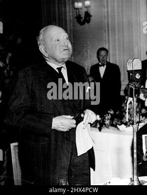 Pipeman Boxing At the Savoy Hotel in London, Henry Cooper, former British Heavyweight ...