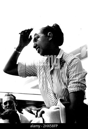 Josephine Baker, the well-known coloured cabaret star arrives at London on Airport. She is here for a cabinet season. May 25, 1953. Stock Photo