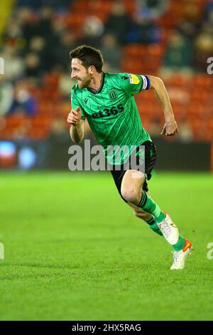 Oakwell, Barnsley, England - 8th March 2022 Joe Allen (4) of Stoke - during the game Barnsley v Stoke City, Sky Bet EFL Championship 2021/22, at Oakwell, Barnsley, England - 8th March 2022,  Credit: Arthur Haigh/WhiteRosePhotos/Alamy Live News Stock Photo