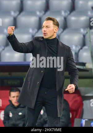 Matthias Jaissle, FC Salzburg head coach,  in the match   FC BAYERN MUENCHEN - FC Red Bull SALZBURG 7-1 of football UEFA Champions League, round of 16 in season 2021/2022 in Munich, Mar 8, 2022.  Achtelfinale, FCB, Red Bull,  © Peter Schatz / Alamy Live News Stock Photo