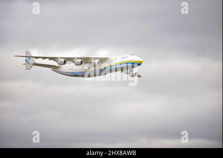 Antonov 225 The worlds largest Cargo Aircraft Stock Photo