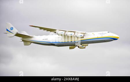 Antonov 225 The worlds largest Cargo Aircraft Stock Photo