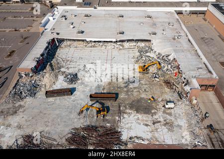 Harper Woods, Michigan - A Target store is the first building to go as demolition of the Eastland Center begins. Eastland was one of the Detroit area' Stock Photo
