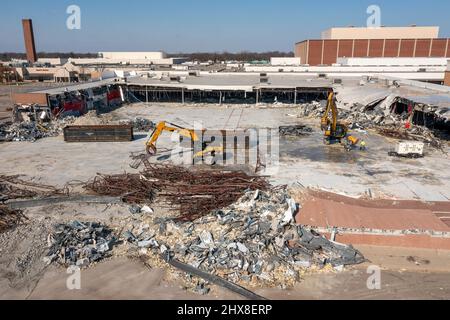 Harper Woods, Michigan - Demolition of the Eastland Center, one of the Detroit area's oldest enclosed shopping malls. The Target store (foreground) is Stock Photo