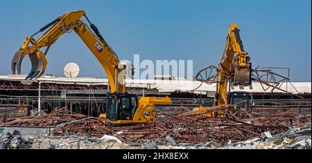 Harper Woods, Michigan - Demolition of the Eastland Center, one of the Detroit area's oldest enclosed shopping malls. The new owner, NorthPoint Develo Stock Photo