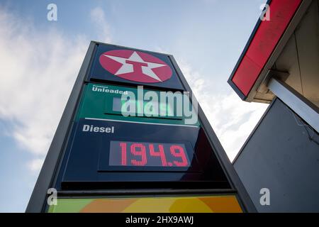 Slough, Berkshire, UK. 10th March, 2022. Drivers were paying 176.9 per litre for petrol and 194.9 per litre for diesel today at a Texco petrol station on the Farnham Road in Slough today. The price of petrol and diesel is continuing to rise at an alarming rate and it is only expected to get much worse following the invasion of Ukraine by Russia and the rising inflation prices. Credit: Maureen McLean/Alamy Live News