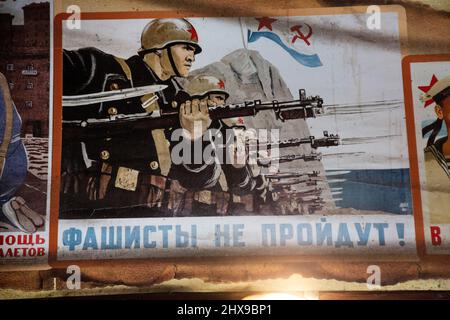 Soviet placard with the inscription 'Fascists will not pass!' on a wall in Izmailovsky Kremlin in Moscow, Russia Stock Photo