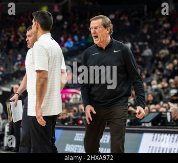 March 10 2022 Las Vegas, NV, U.S.A. Oregon head coach Dana Alman reacts to an official's call during the NCAA Pac12 Men's Basketball Tournament Quarterfinals game between Oregon Ducks and the Colorado Buffaloes at T- Mobile Arena Las Vegas, NV. Thurman James/CSM Stock Photo