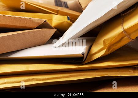 Close up shot of stack of padded mailing envelopes Stock Photo