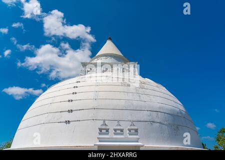 Tissamaharama Raja Maha Vihara is a Buddhist stupa and temple in Tissamaharama, Sri Lanka Stock Photo