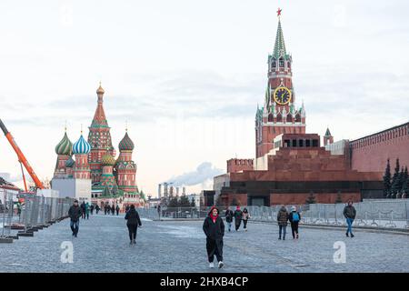 Moscow, Russia. 10th Mar, 2022. People walk on Red Square in Moscow, Russia, on March 10, 2022. Credit: Bai Xueqi/Xinhua/Alamy Live News Stock Photo