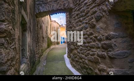 Village street in Cesseras. The commune territory belongs to the Regional Natural Park of Haut-Languedoc. Stock Photo