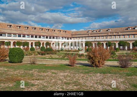 Garden courtyard of the Casa de Oficios y Caballeros, delegation of the National Heritage and courts of Aranjuez, Madrid, Spain, Europe Stock Photo
