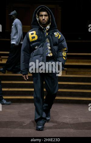 BURBERRY Fall/Winter 2022-23 Runway - London, UK. 11/03/2022 Stock Photo