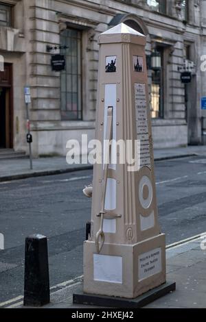 LONDON, UK - MARCH 08, 2022:   Old 18C public water pump in Cornhill Stock Photo