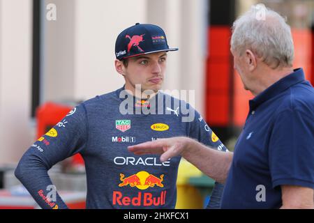 Sakhir, Bahrain. 12th Mar, 2022. Bahrain International Circuit, Sakhir, Bahrain on 12 March 2022 Max Verstappen 1 (NED), HONDA Red Bull Racing RB18 paddock during Day 3 FORMULA 1 ARAMCO PRE-SEASON TESTING 2022 Phil Duncan Credit: Every Second Media/Alamy Live News Stock Photo