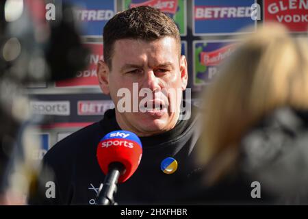 Huddersfield, England - 12th March 2022 -  Castleford Tigers’ coach Lee Radford talks to the media. Rugby League Betfred Super League Round 5 Huddersfield Giants vs Castleford Tigers at John Smith's Stadium, Huddersfield, UK  Dean Williams Credit: Dean Williams/Alamy Live News