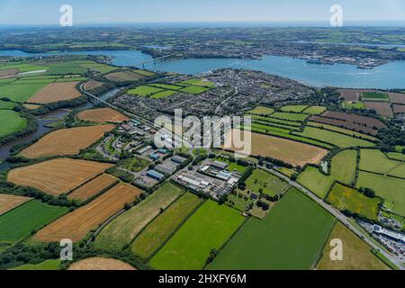 The busy Milford Haven Waterway and Oil and Gas terminals at Hakim, Pembrokeshire Stock Photo