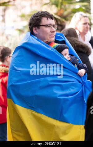 Manchester, UK. 12th Mar 2022. Protesters gather in Manchester city centre, UK, to protest about the war in Ukraine. Protestors are calling for a stop to the war and the introduction of a no fly Zone by NATO. Picture garyroberts/worldwidefeatures.com Credit: GaryRobertsphotography/Alamy Live News Stock Photo