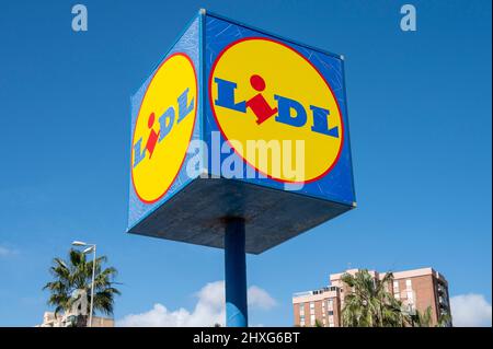 Alicante, Spain. 11th Mar, 2022. German international discount retail chain supermarket, Lidl, logo sign seen in Spain. (Photo by Xavi Lopez/SOPA Images/Sipa USA) Credit: Sipa USA/Alamy Live News Stock Photo