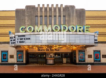 Commodore Theatre in downtown Portsmouth Virginia Stock Photo