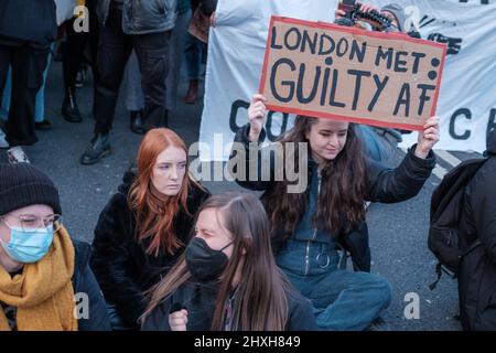 Sister Uncut came out in large with Marvina Newton & Patsy Stevenson to protest against the abusive Powers of the Police against women and the Clapham Stock Photo